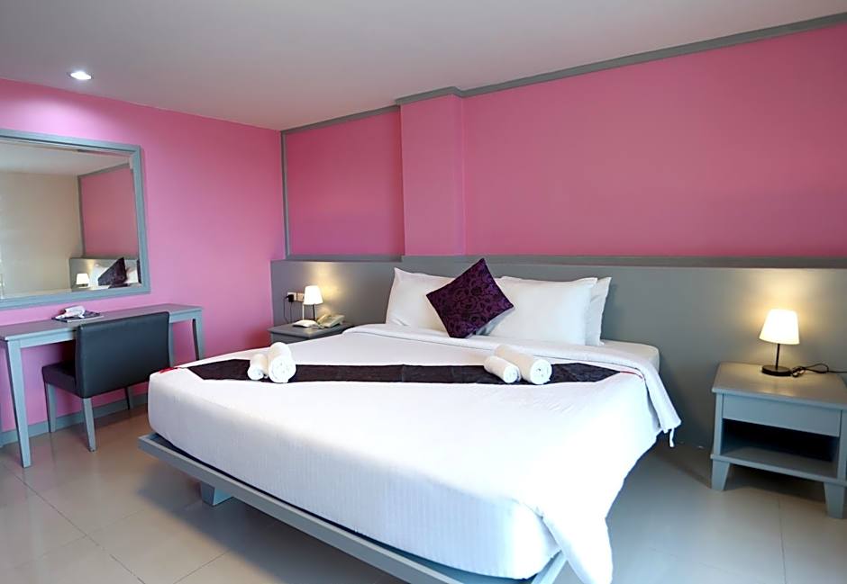 Photo 1 of 40 of Convenient Grand Plus Hotel Suvarnabhumi