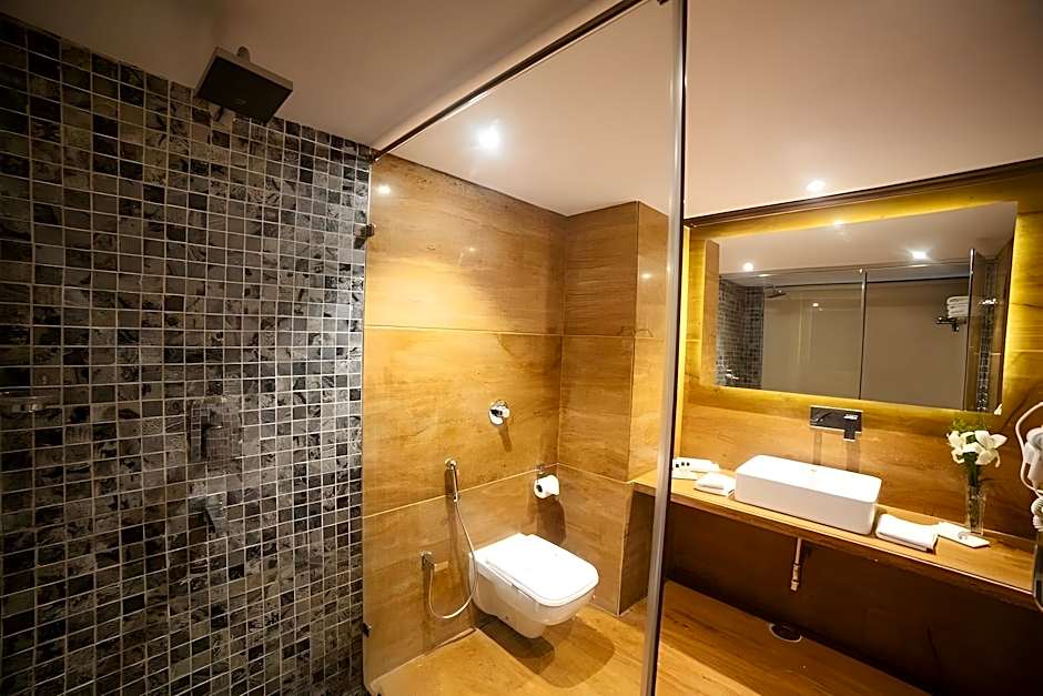 Hotel Hill Top Palace