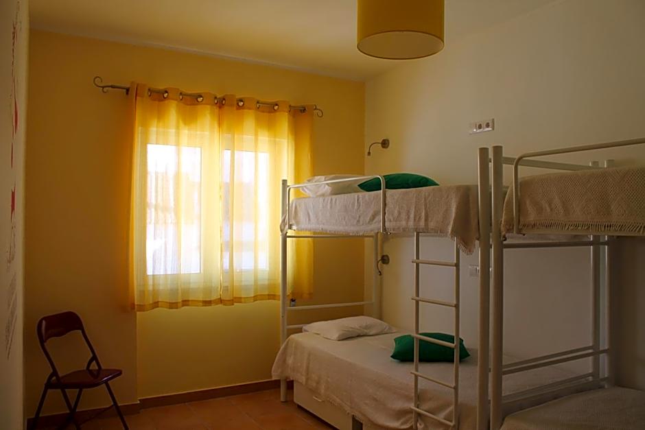 Racing Mackerel Hostel