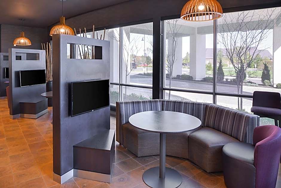 Courtyard by Marriott Columbus Grove City