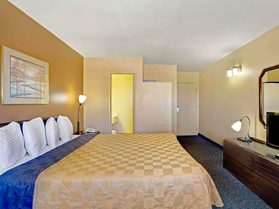 Howard Johnson by Wyndham South Lake Tahoe