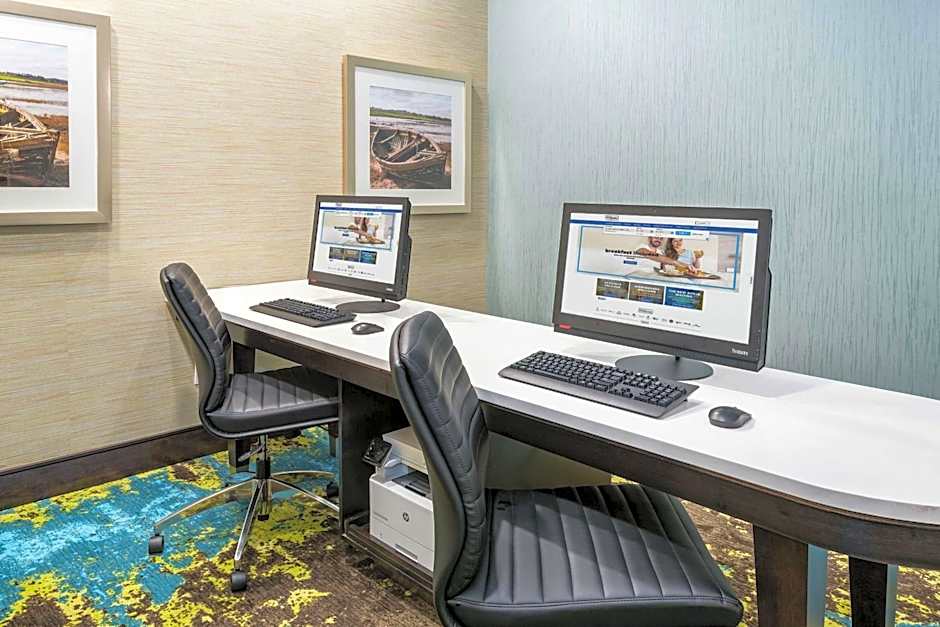 Homewood Suites by Hilton Ottawa Airport