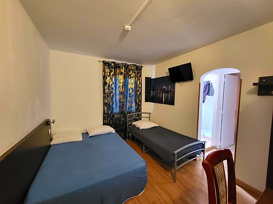 Hotel Les Rosiers