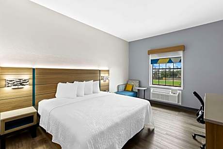 King Room - Accessible/Non-Smoking