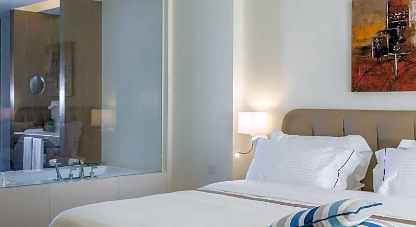 O Monot Luxury Boutique Hotel