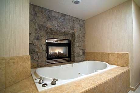 1 King Standard Communications Accessible Roll-in Shower