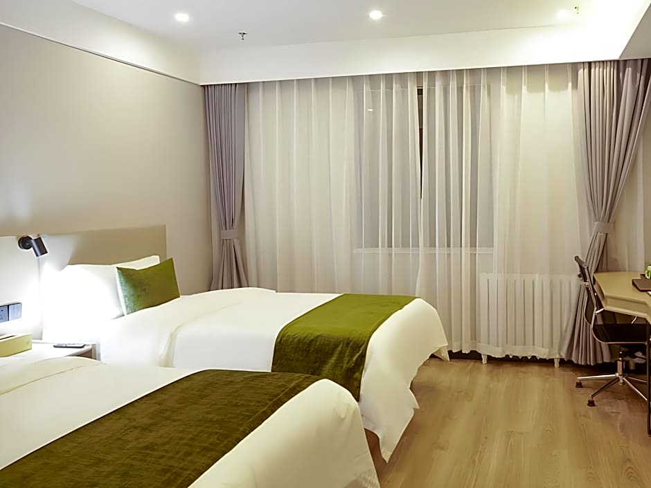 GreenTree Inn Exhibition Center University Road Hotel