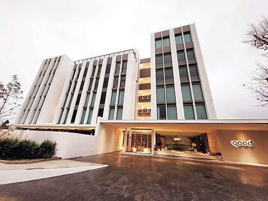 GOOD Nakhonsawan Hotel