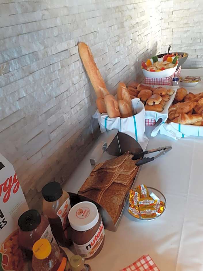 Peace and Love Hostel