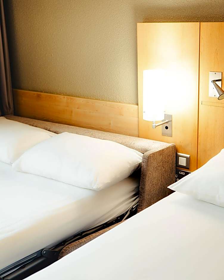 ibis London Luton Airport