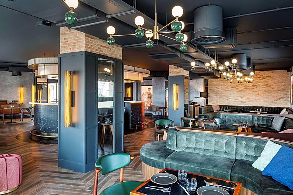 Hotel Paseo del Arte, a member of Radisson Individuals