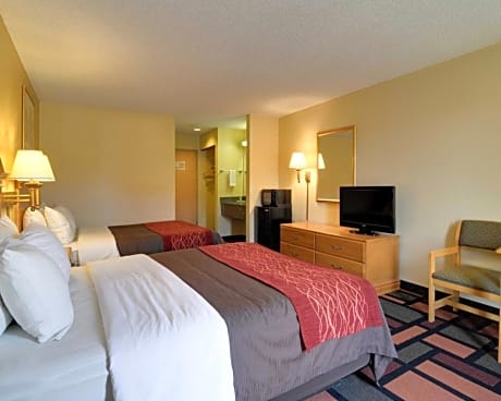Queen Room with Two Queen Beds - Non-Smoking