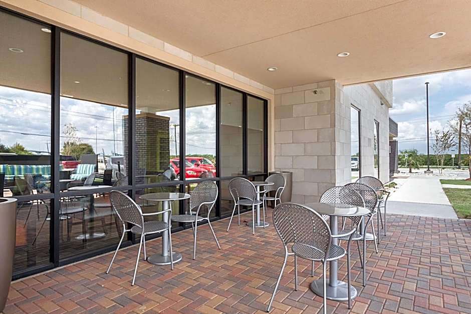 Home2 Suites by Hilton Dallas/Grand Prairie, TX