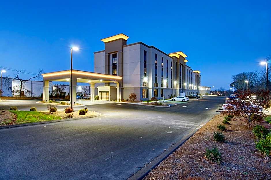 Hampton Inn & Suites Boston/Stoughton