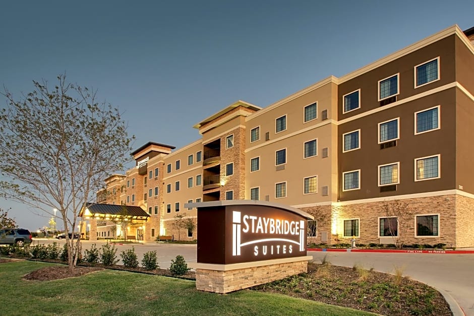 Staybridge Suites Plano - The Colony