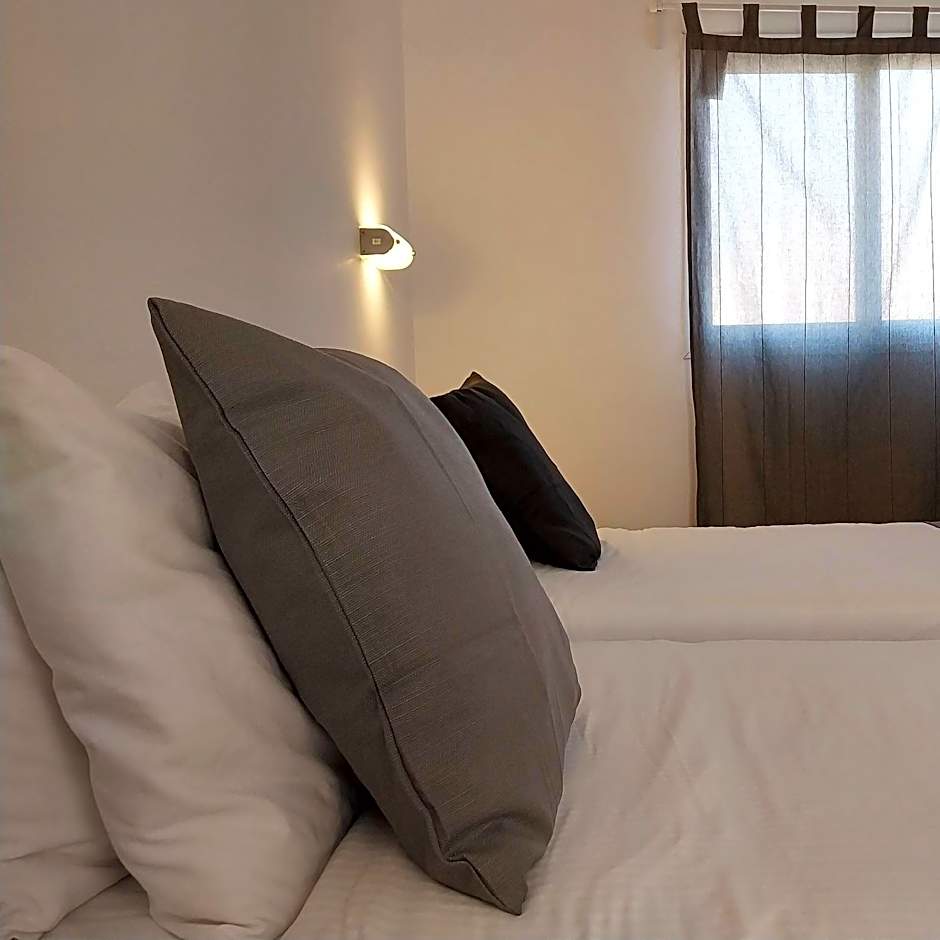 Mandara - Country Lodging