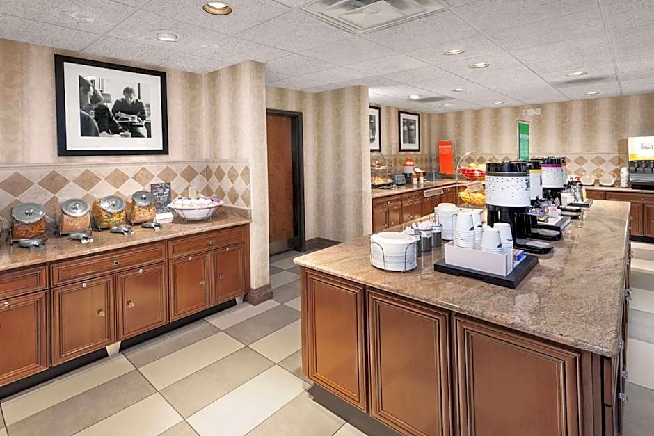 Hampton Inn By Hilton and Suites Munster