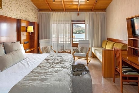 Royal Double Room with Sea View