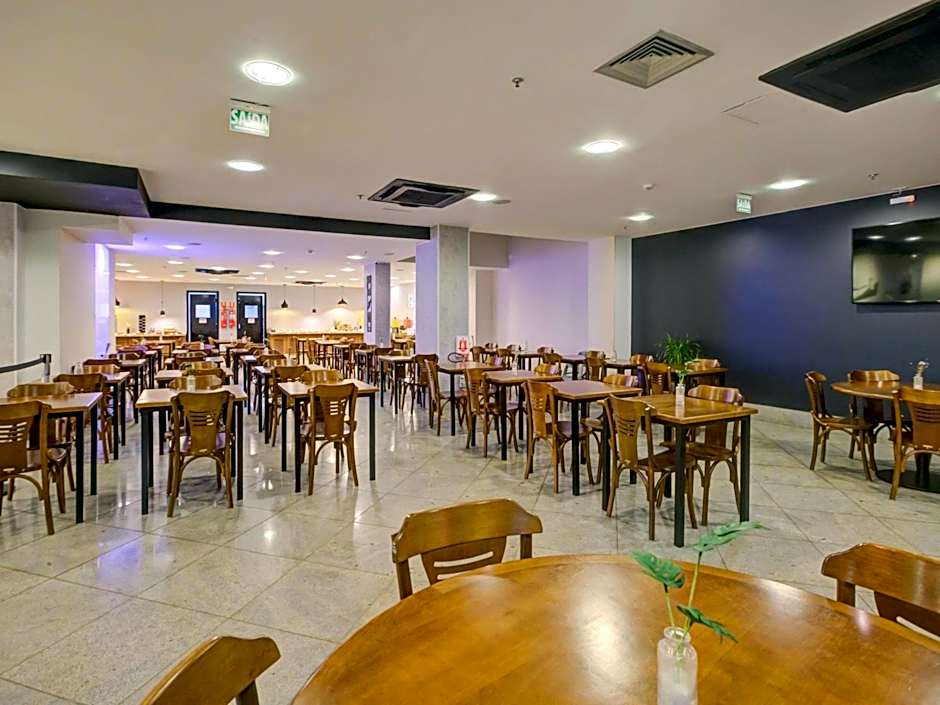 Ibis Copacabana Posto 2