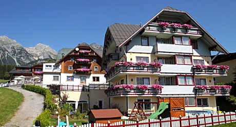 Hotel Neuwirt