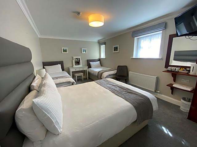 Murphy's Pub and Bed & Breakfast