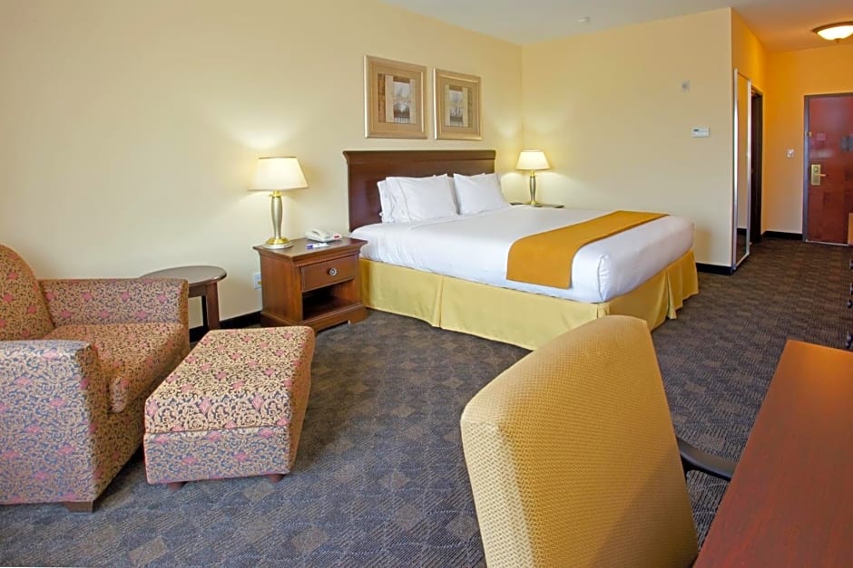 Holiday Inn Express Pearland By IHG