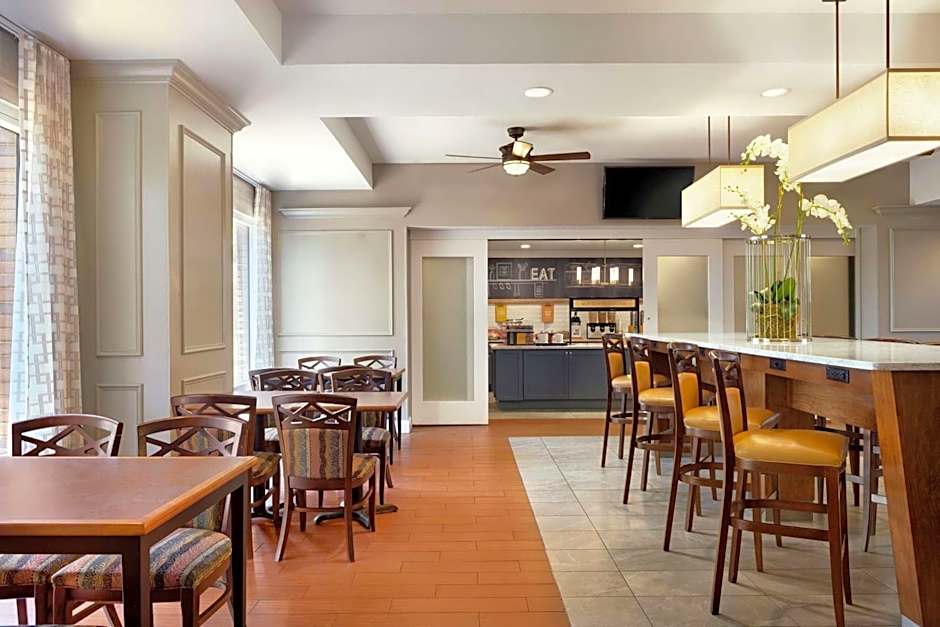 Hampton Inn & Suites Montgomery-EastChase