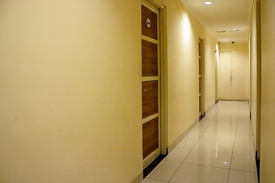 984 Maleo Guest House