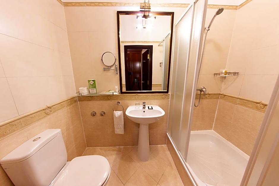 Grand Tien Shan Hotel
