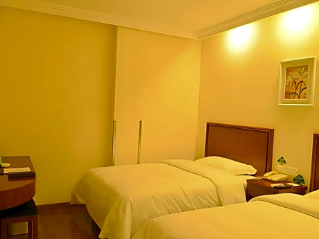 GTR - Twin Room No Window