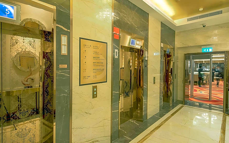 Royal Dragon Hotel