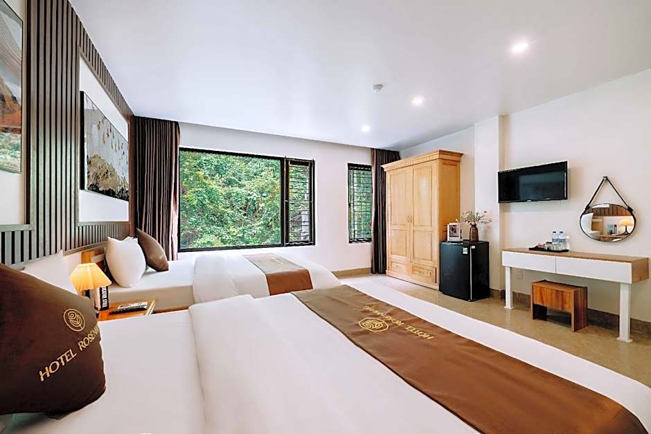 Rose Nhung Hotel CatBa