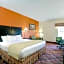 Days Inn & Suites by Wyndham Ridgeland