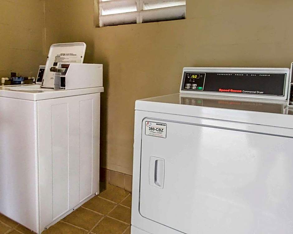 Rodeway Inn & Suites Haines City