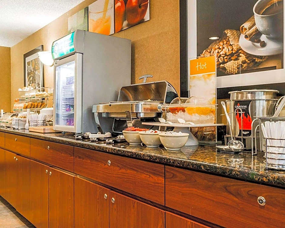 Quality Inn Auburn Hills - Detroit North