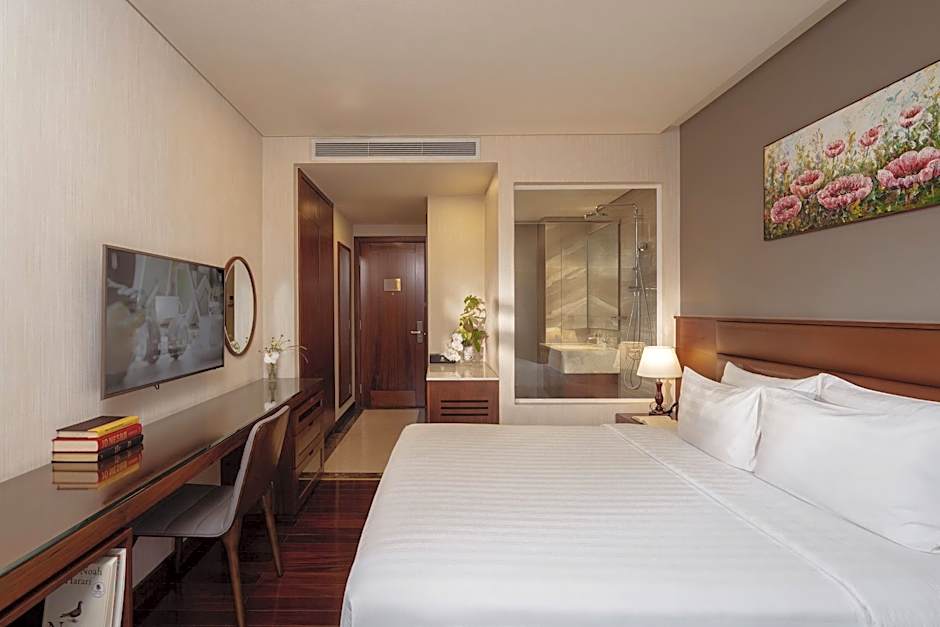 Orchids Saigon Hotel