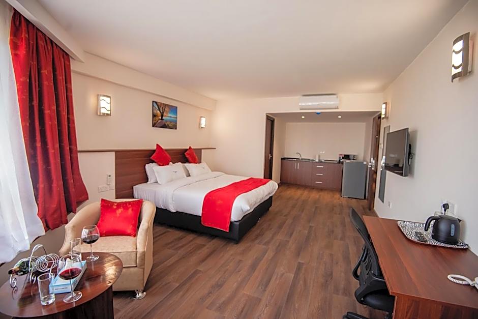 The Crossroads Hotel, Westlands