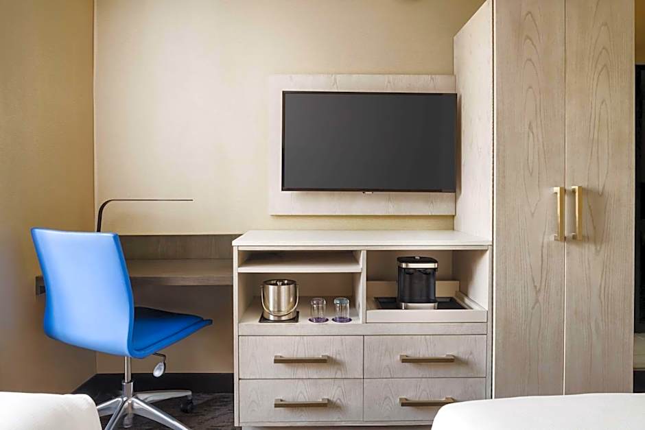 DoubleTree By Hilton New York Times Square West