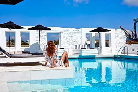 Mr and Mrs White Paros