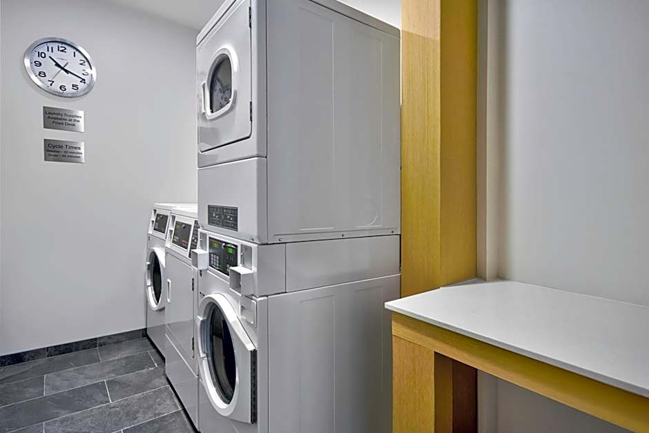 Fairfield by Marriott Inn & Suites Cincinnati North West Chester