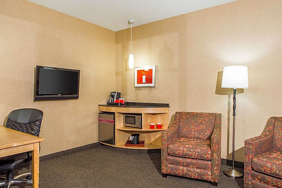 Cambria Hotel Raleigh-Durham Airport