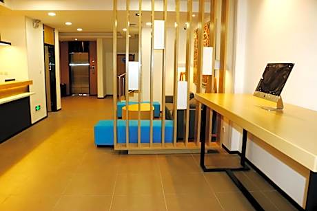 Hanting Hotel Chengde Longhua Cunrui