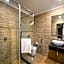 Clarks Inn Suites, Katra
