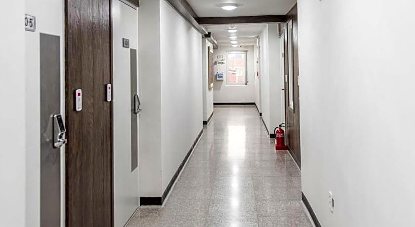 Big O Show Guesthouse