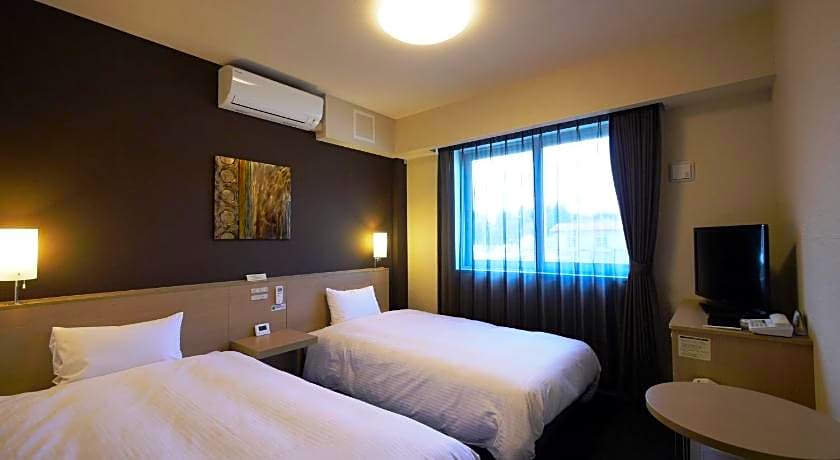 Hotel Route Inn Tome