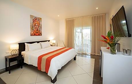 Jungle Room with Private Pool