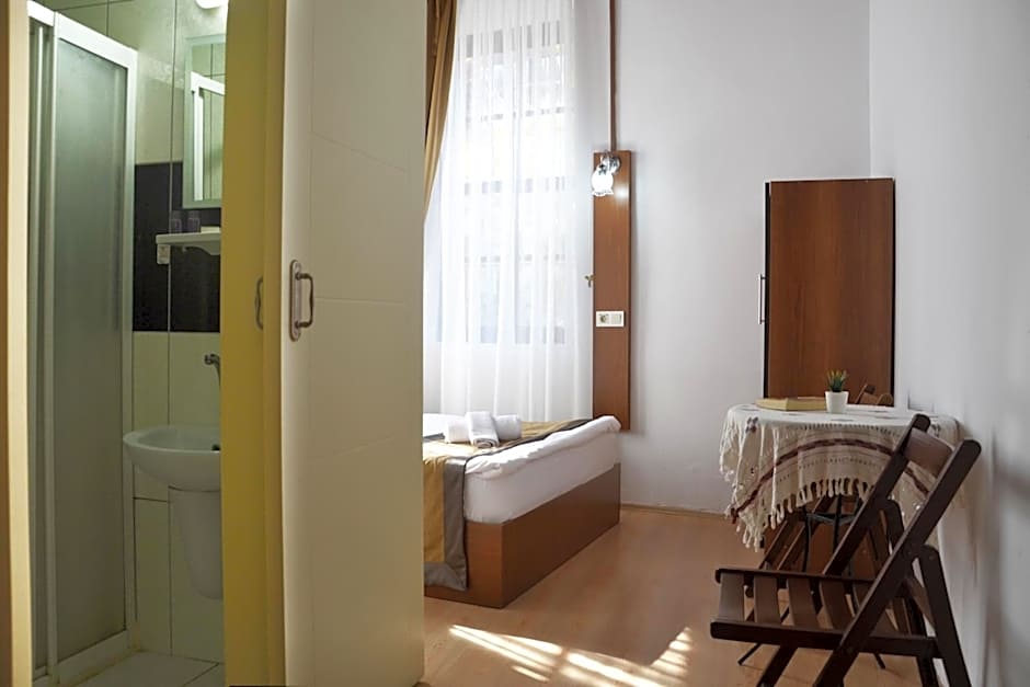 Konak Hotel Kaleiçi