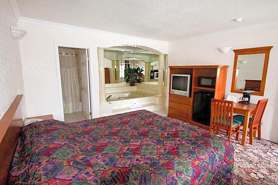 West Coast Inn Santa Ana