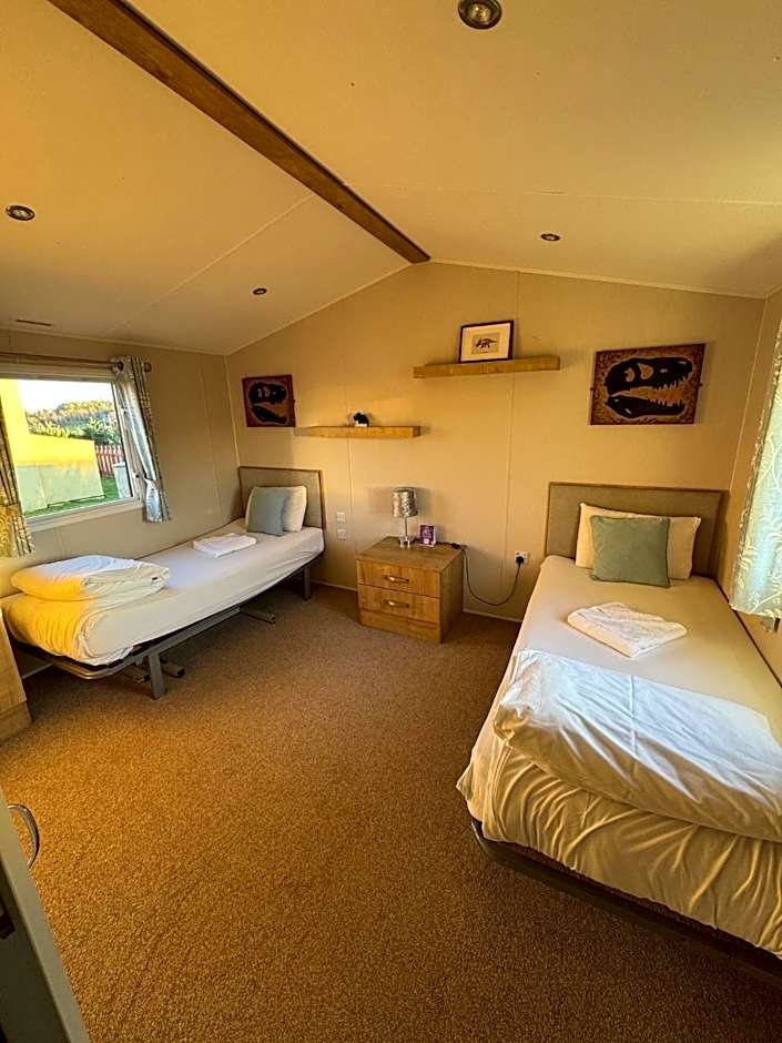 Gulliver's Valley, M1, JCT 31