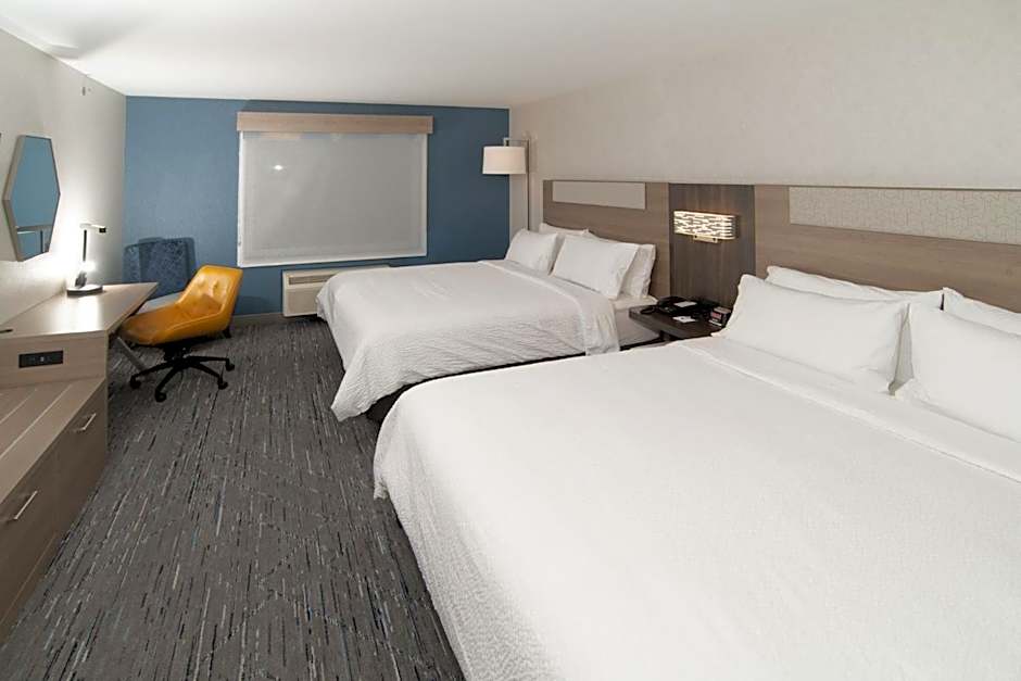Holiday Inn Express And Suites Moose Jaw By IHG